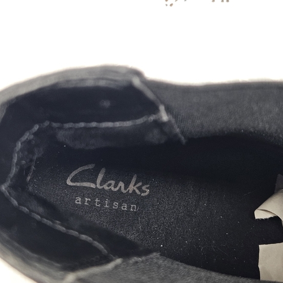 Clarks Artisan Collection Desert Black Chelsea Ankle‎ Boots Size 10 EUC - Picture 7 of 9